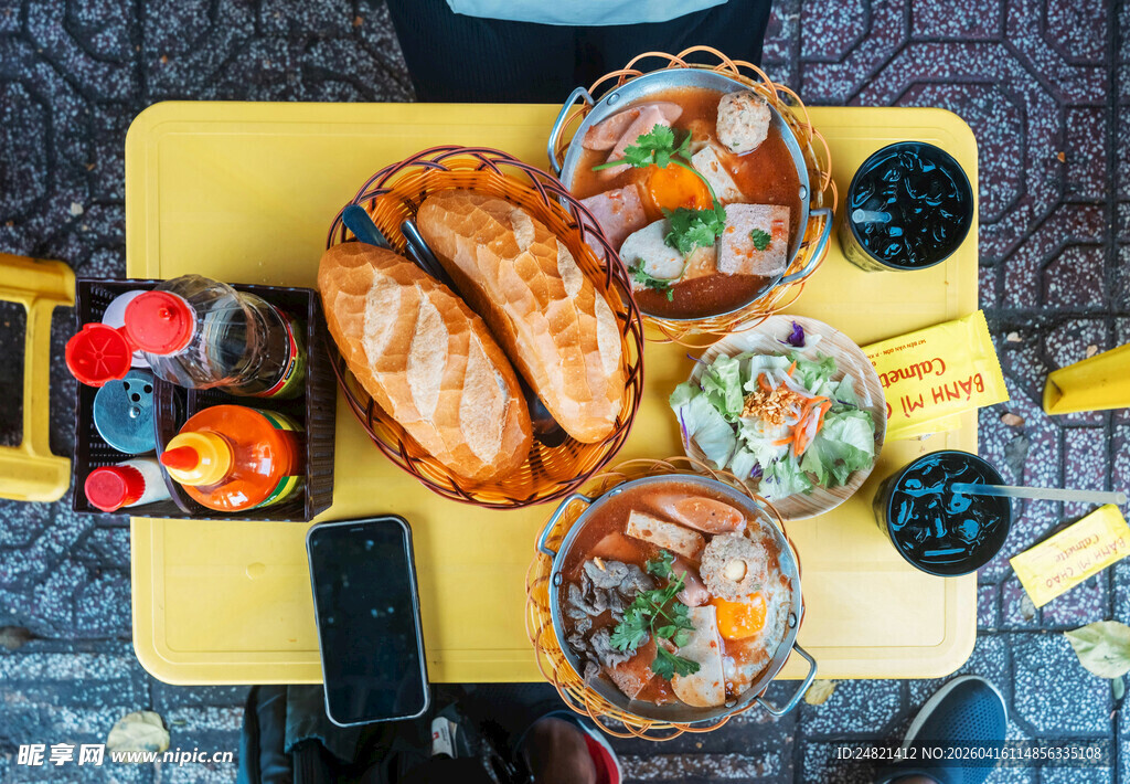 丰盛日式美食拼盘