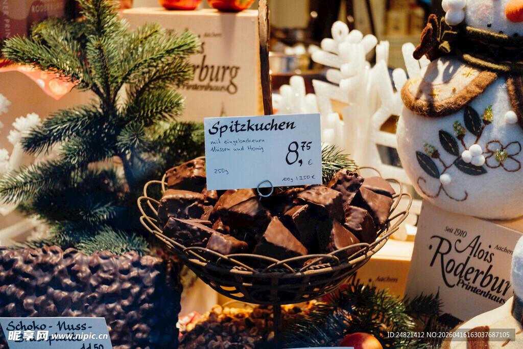 节日装饰摆件展示