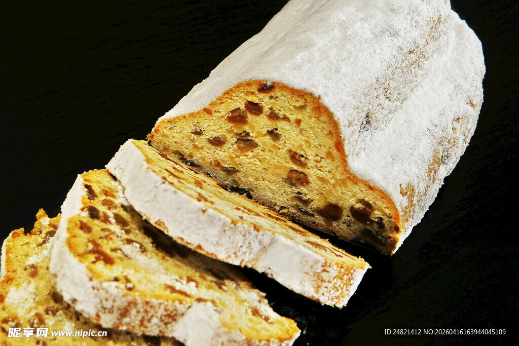 切片德式圣诞面包史多伦