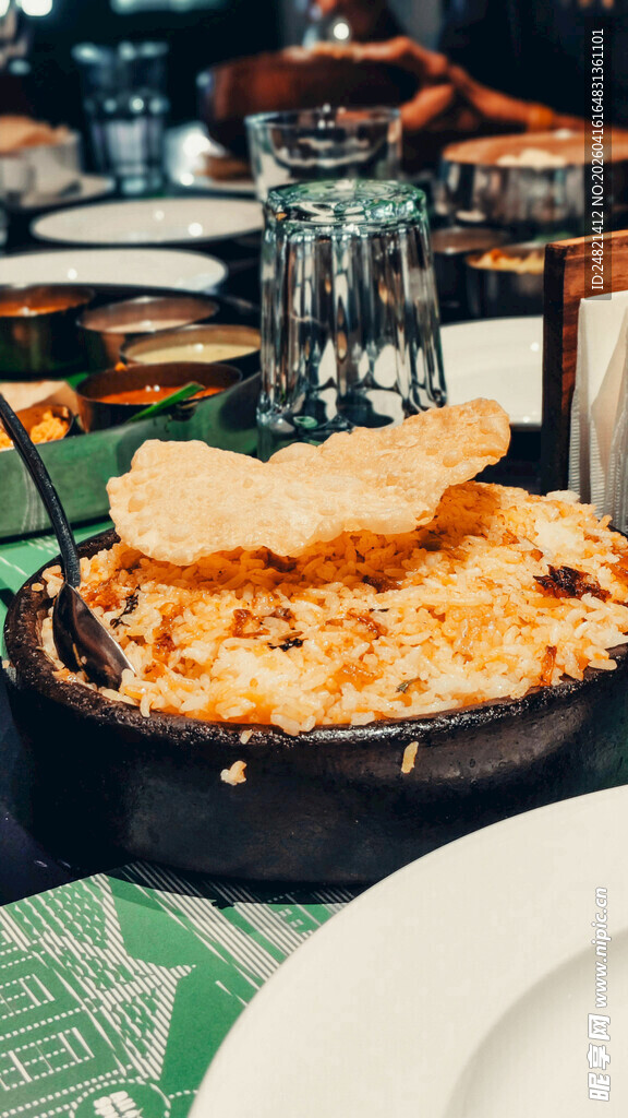 美味铁板食物诱人呈现