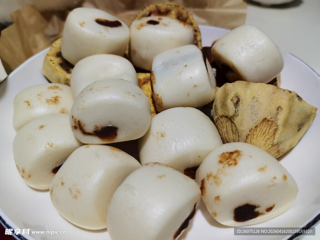 红枣夹心小馒头