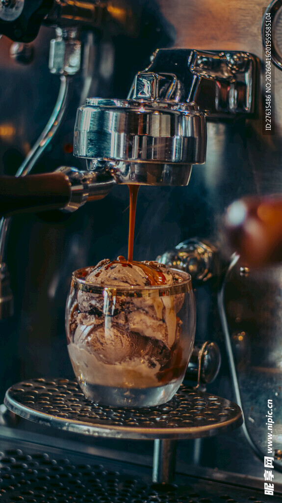 咖啡机制作香浓咖啡