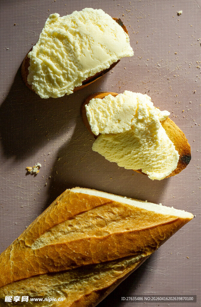 法式面包配黄油