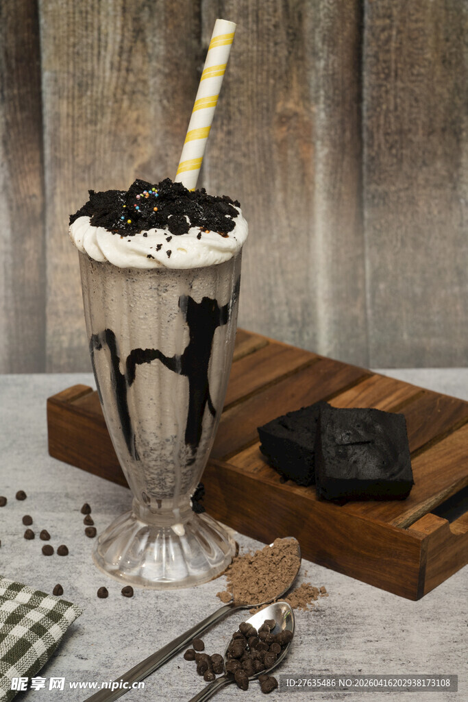 奥利奥奶昔配饼干碎