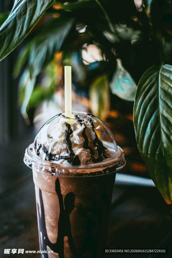 美味巧克力奶昔