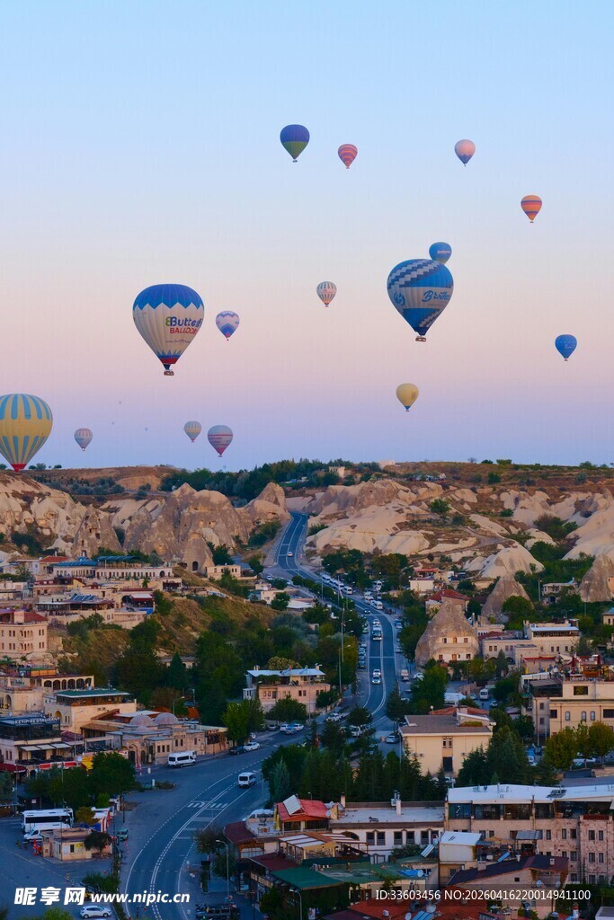 卡帕多西亚的热气球美景
