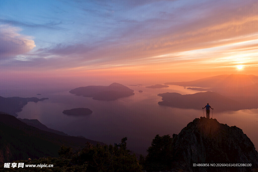 山顶观绝美日出景观