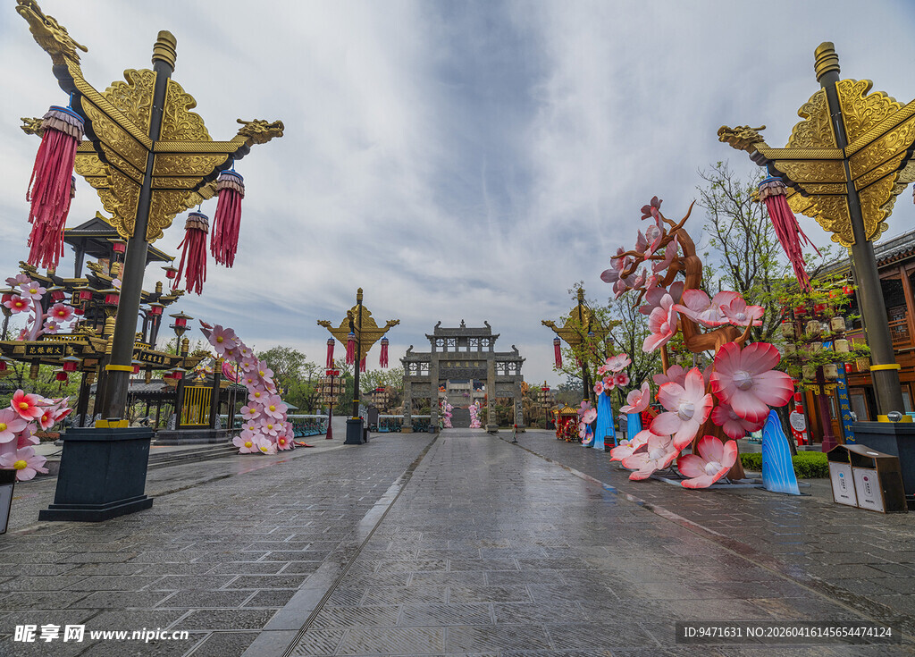 古街节庆装饰景观