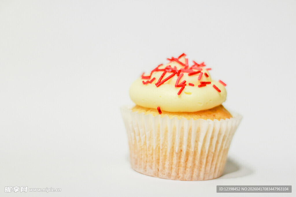 美味奶油纸杯蛋糕