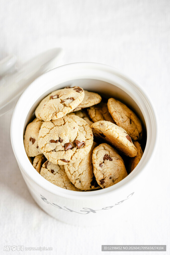 碗中美味杏仁饼干