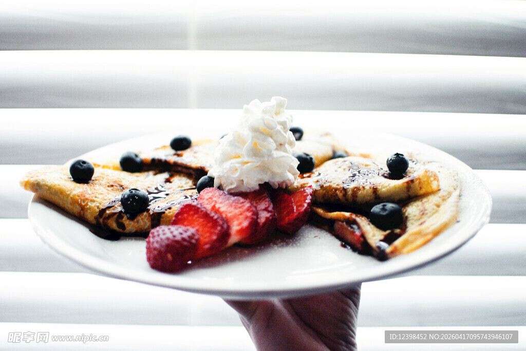美味缤纷水果华夫饼