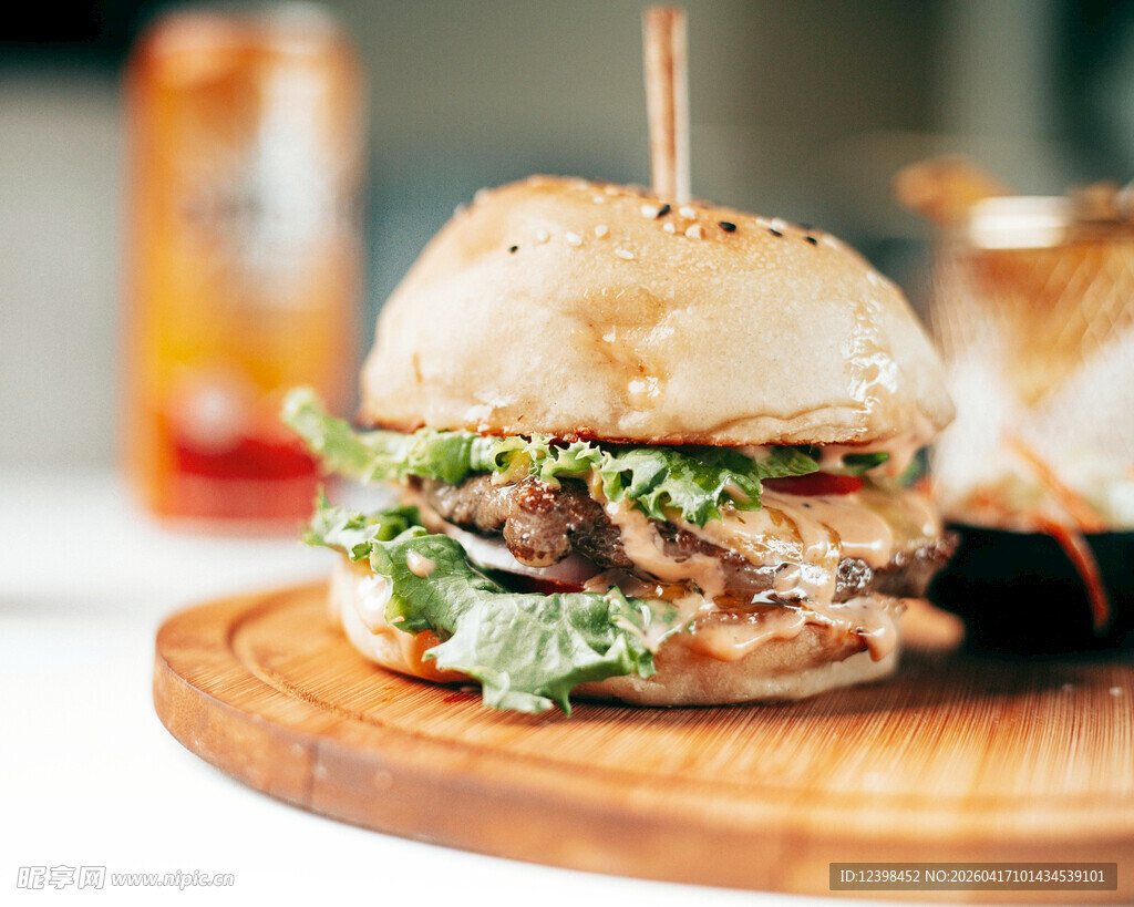 美味鸡肉汉堡特写