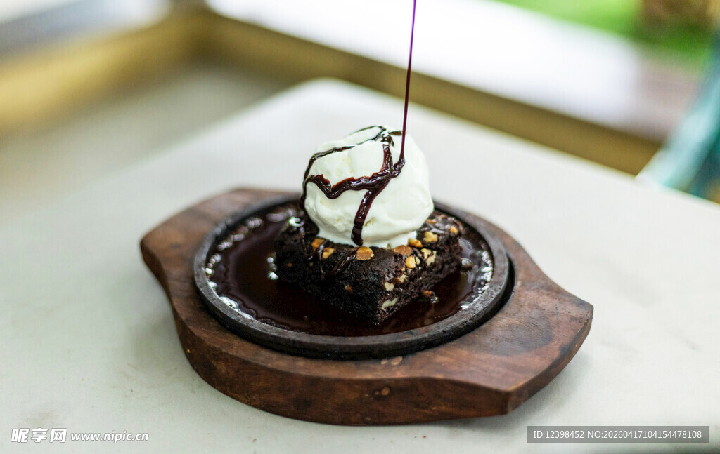 精致巧克力甜点