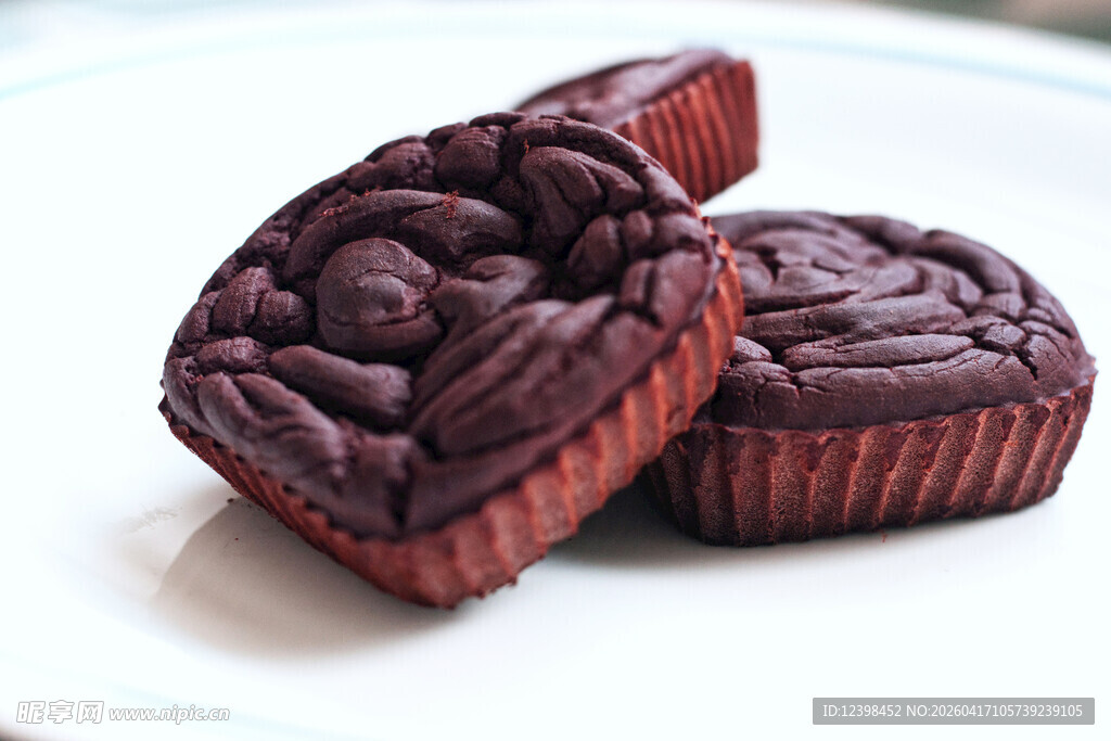 巧克力夹心糕点特写