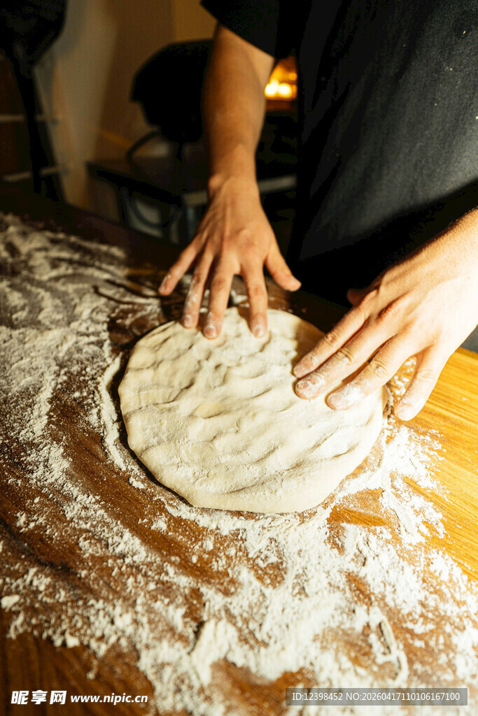 手工揉制面团全过程