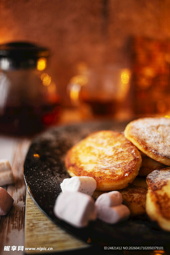 美味松饼与棉花糖的组合