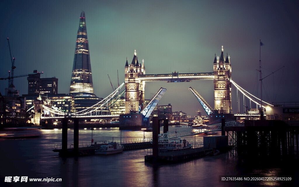 伦敦塔桥夜景