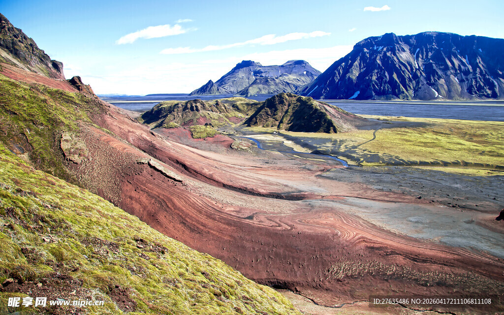壮丽多彩的山地河谷景观
