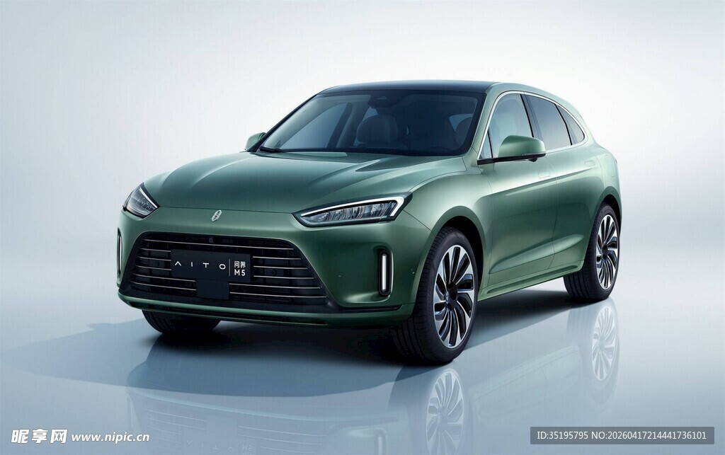 绿色时尚动感电动汽车