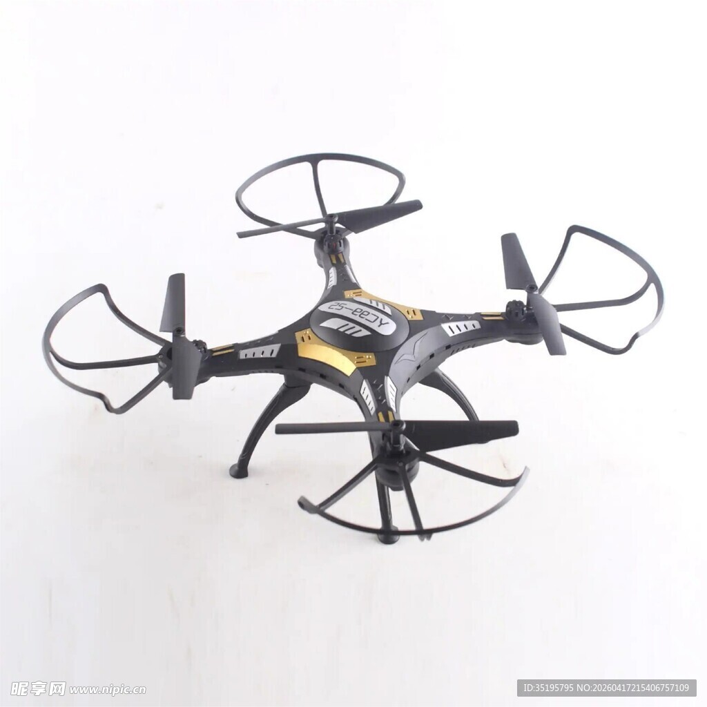 四轴无人机模型