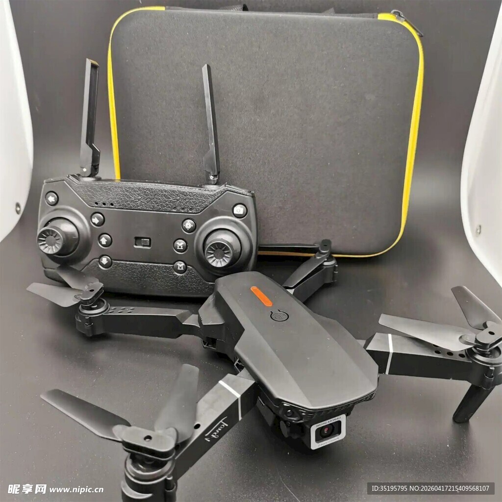 专业无人机及配套遥控器