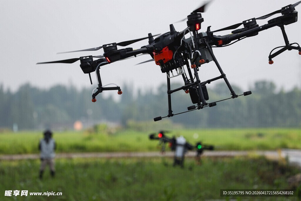 无人机起飞场景展示