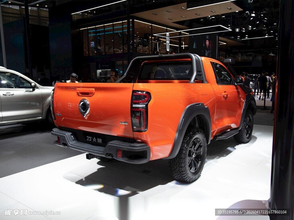 橙色酷炫皮卡展示