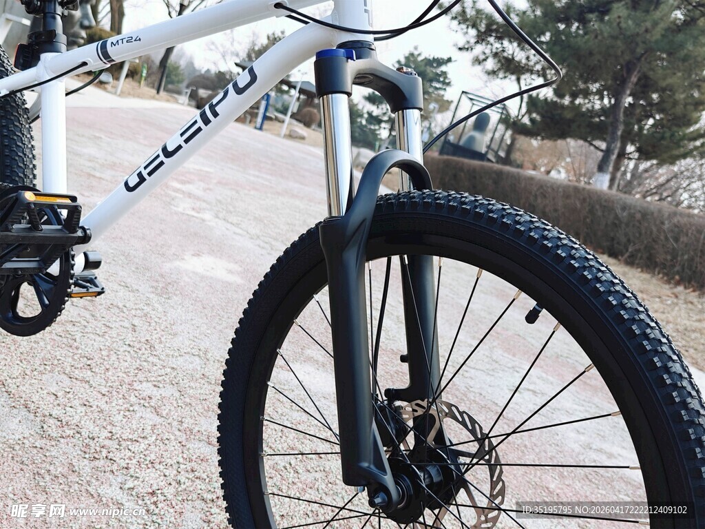 山地自行车特写