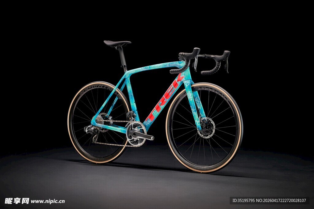 时尚蓝粉配色公路自行车