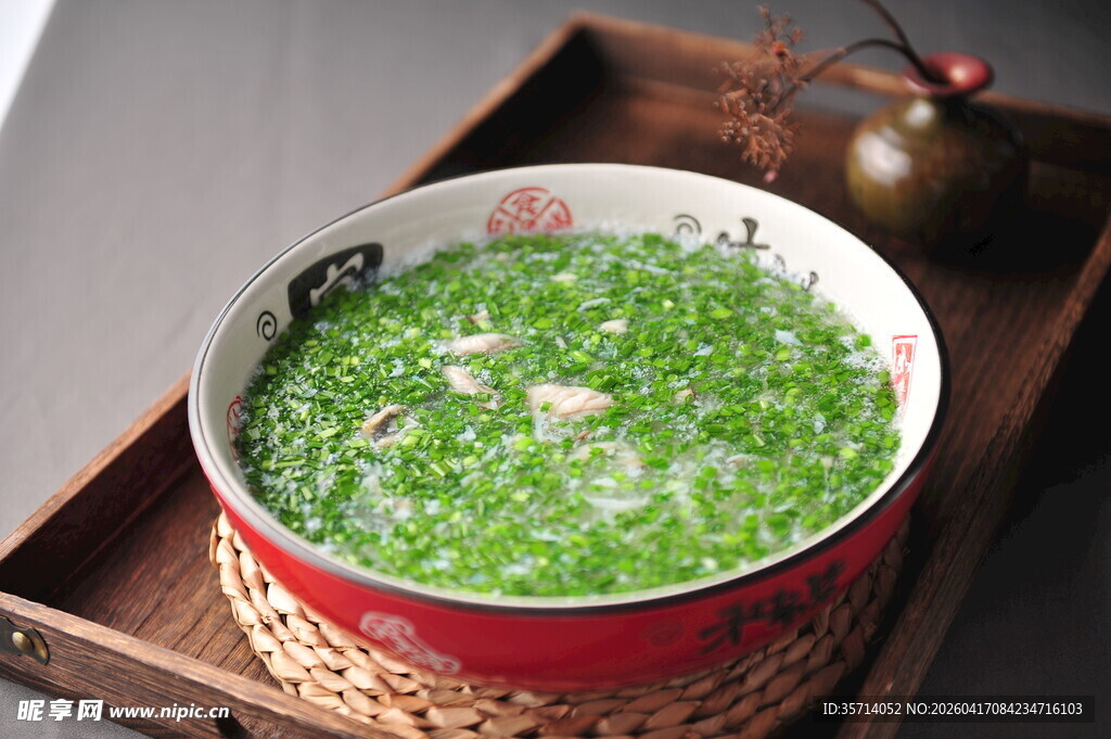 翡翠青菜豆腐汤