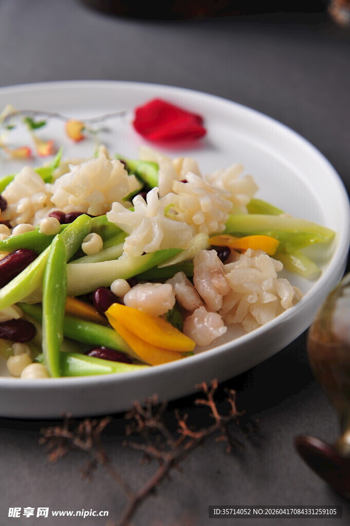 美味时蔬炒虾仁