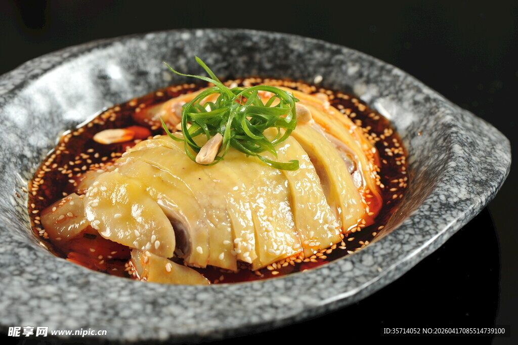 麻辣鲜香的美味凉拌鸡