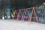 户外多彩三角架艺术装置