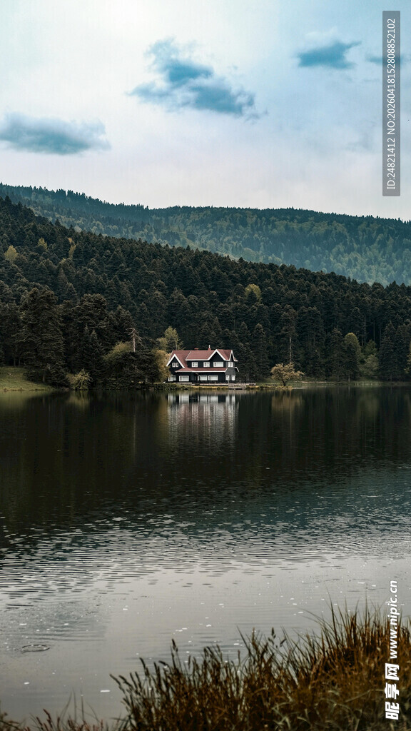 湖畔小屋