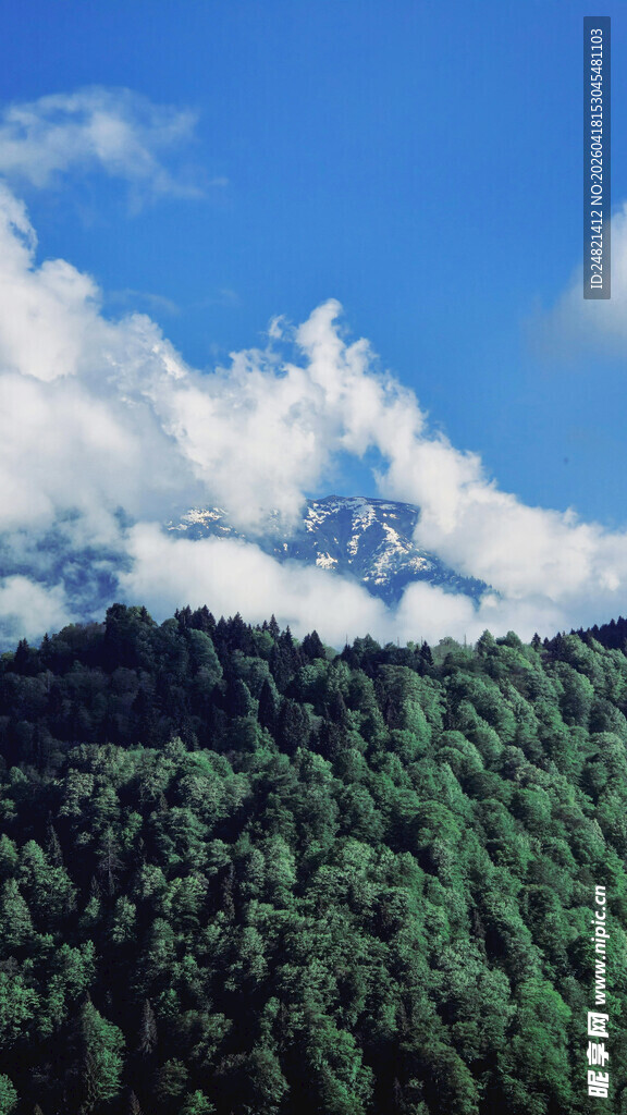 青山之上云端美景