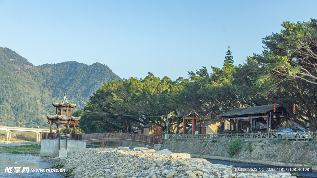 山水间的中式景致