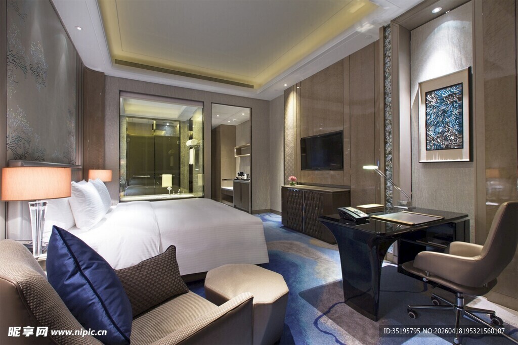 豪华舒适的现代酒店客房