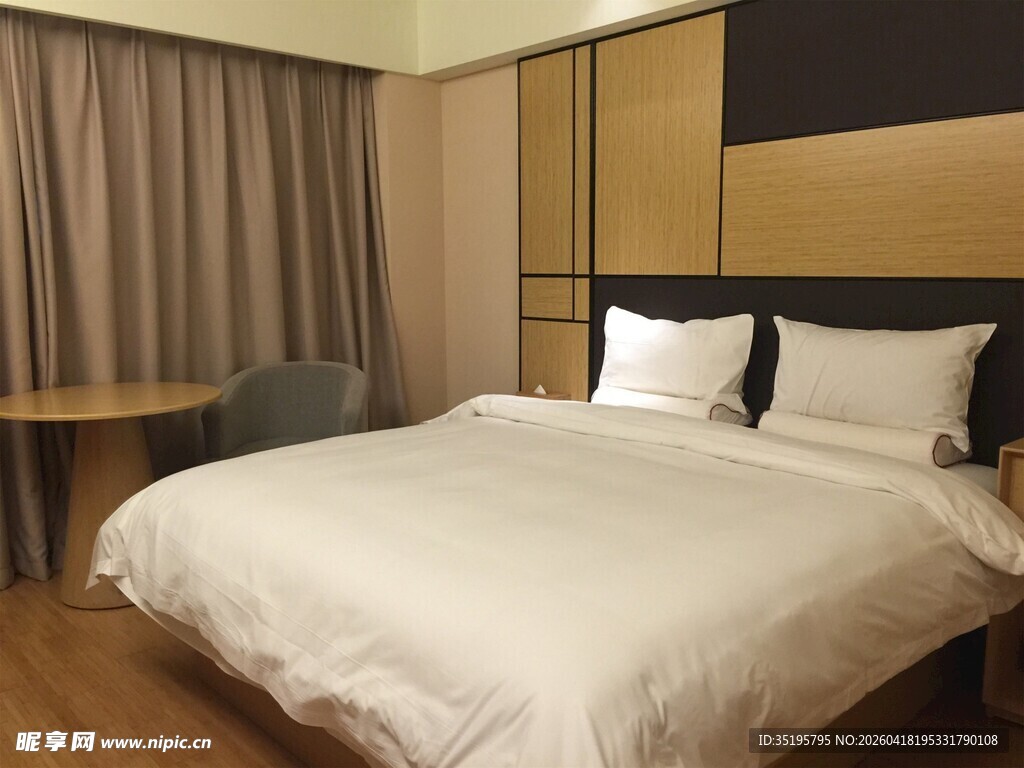 简约温馨的现代风格卧室