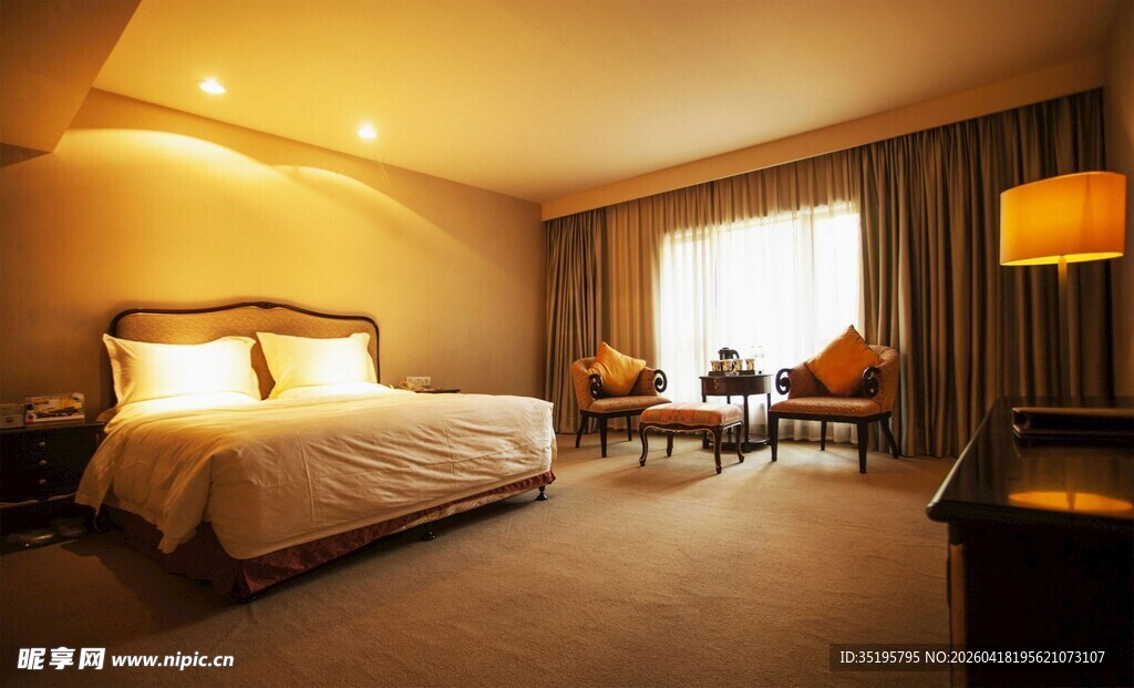 温馨舒适的酒店客房空间