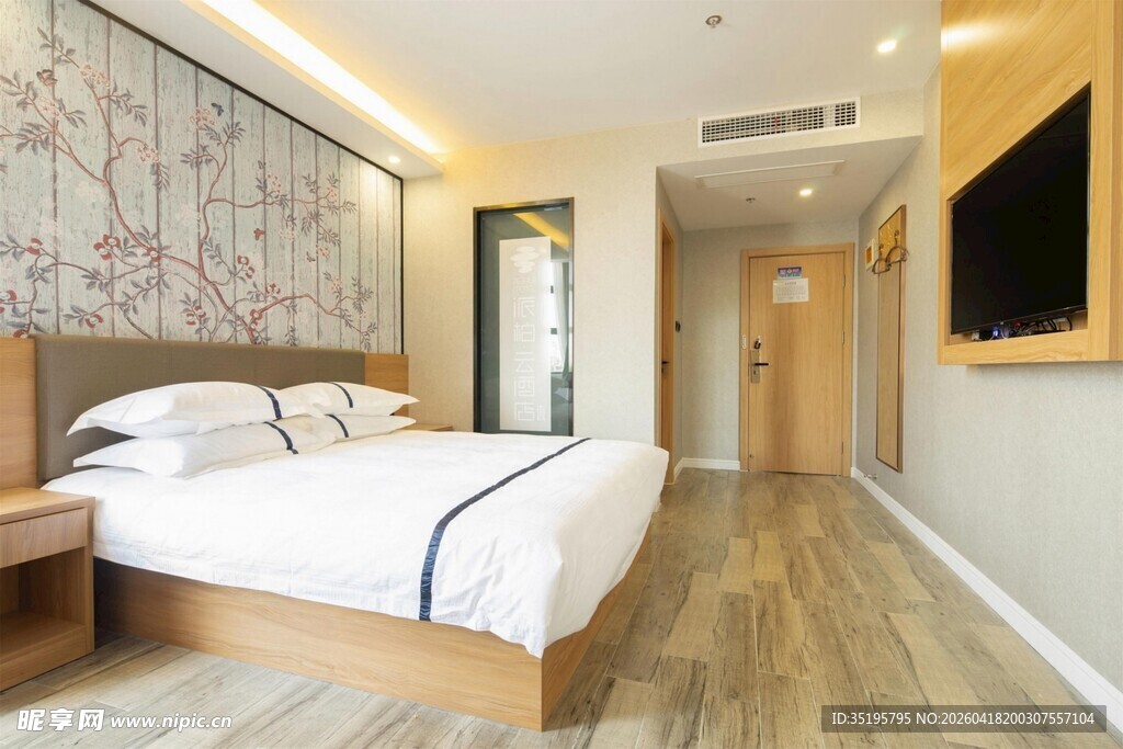 现代简约风格温馨卧室