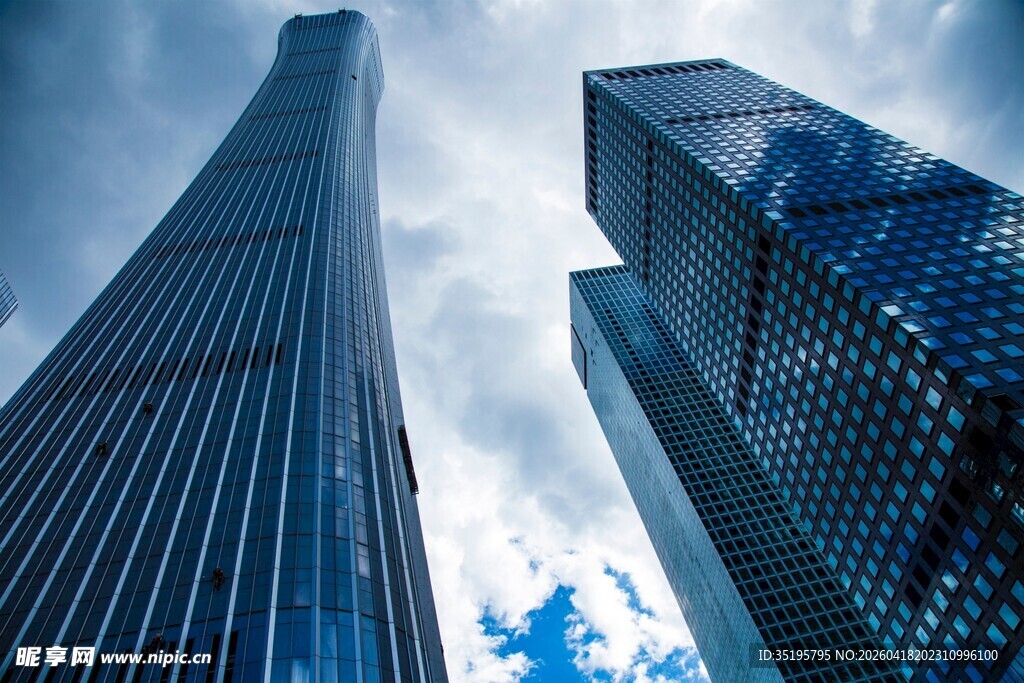 摩天大楼矗立天际