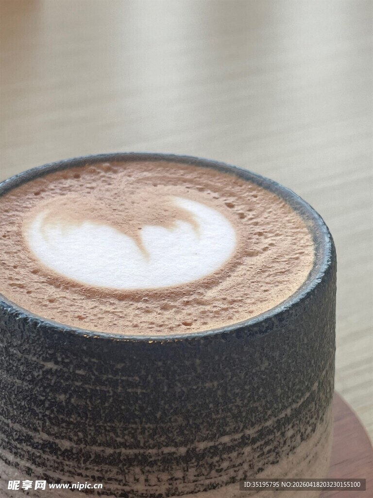 心形拉花热巧克力