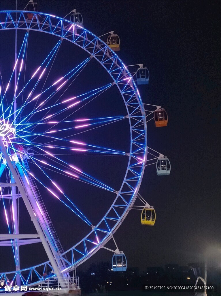 璀璨摩天轮夜景