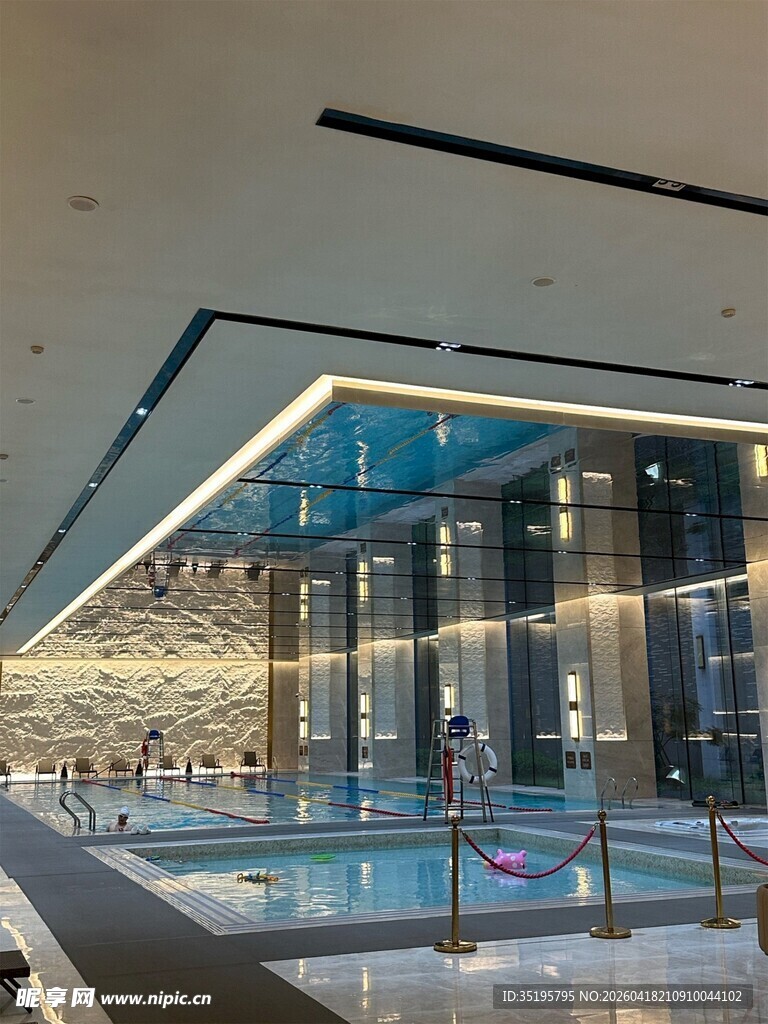 豪华室内泳池空间展示