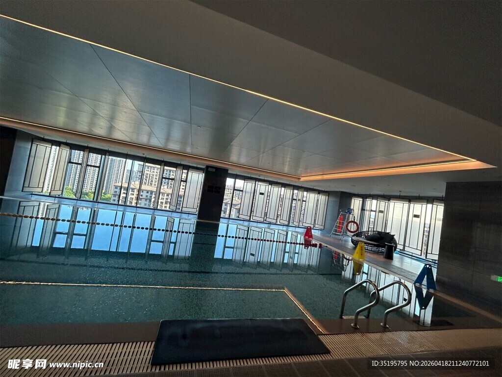 现代风格室内宽敞空间