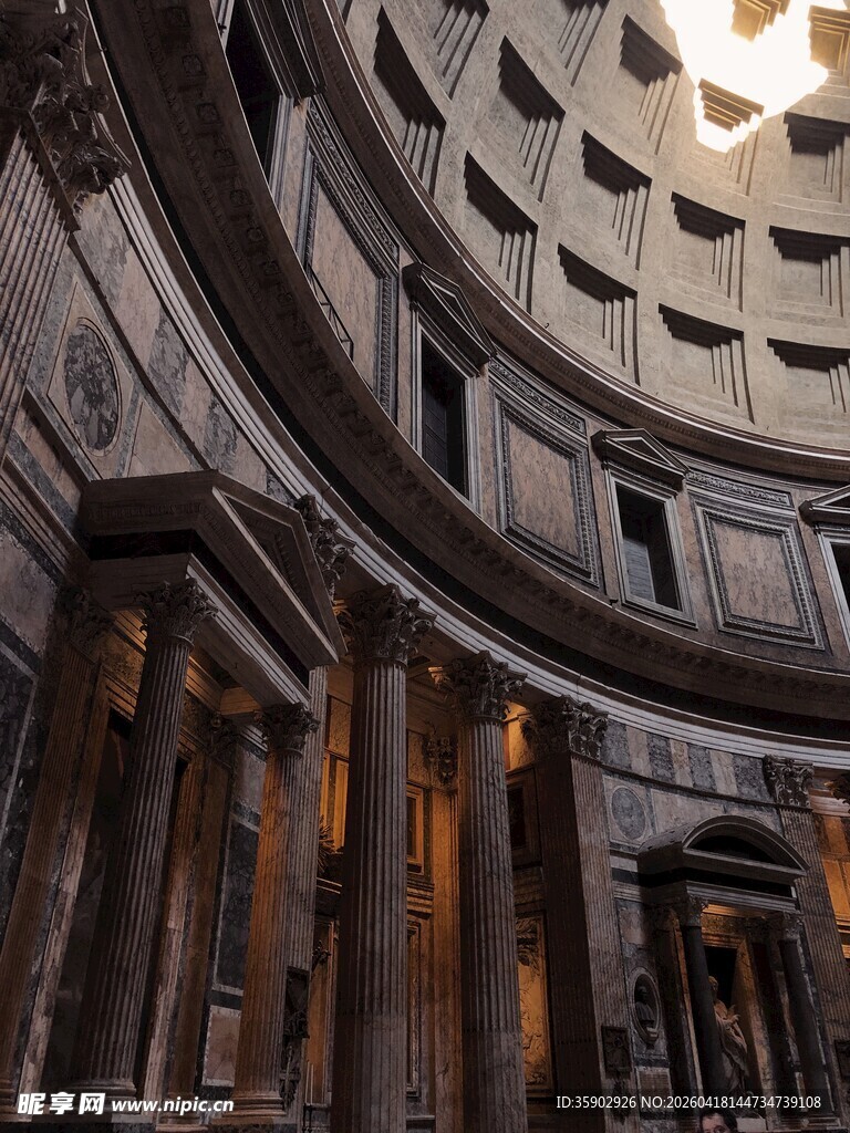 罗马万神殿内部壮观景象