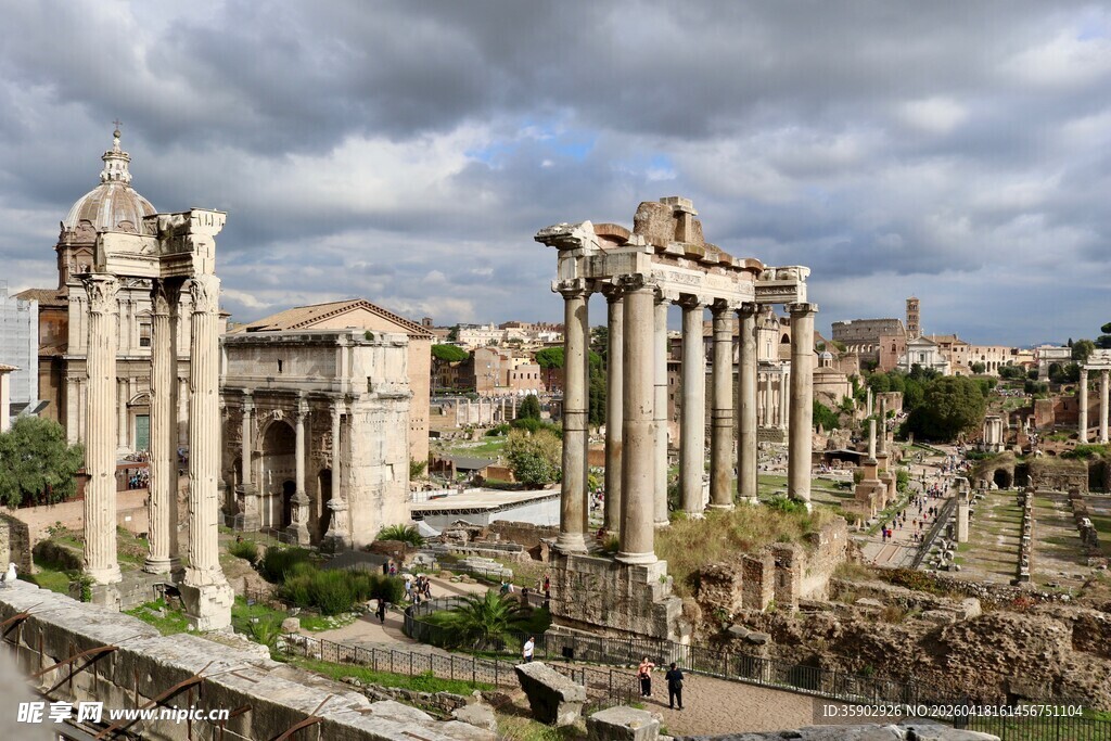 罗马古建筑遗址景观