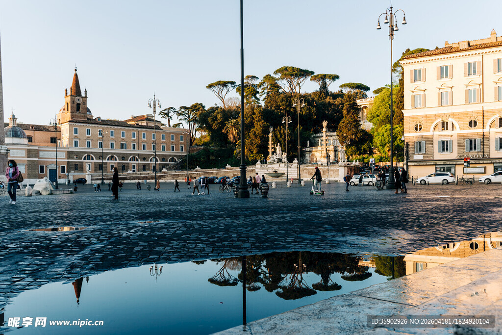 罗马广场美丽倒影景观