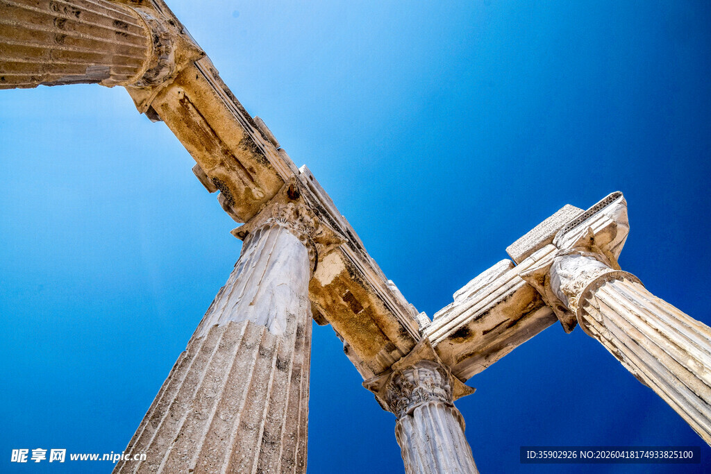 古希腊石柱遗迹