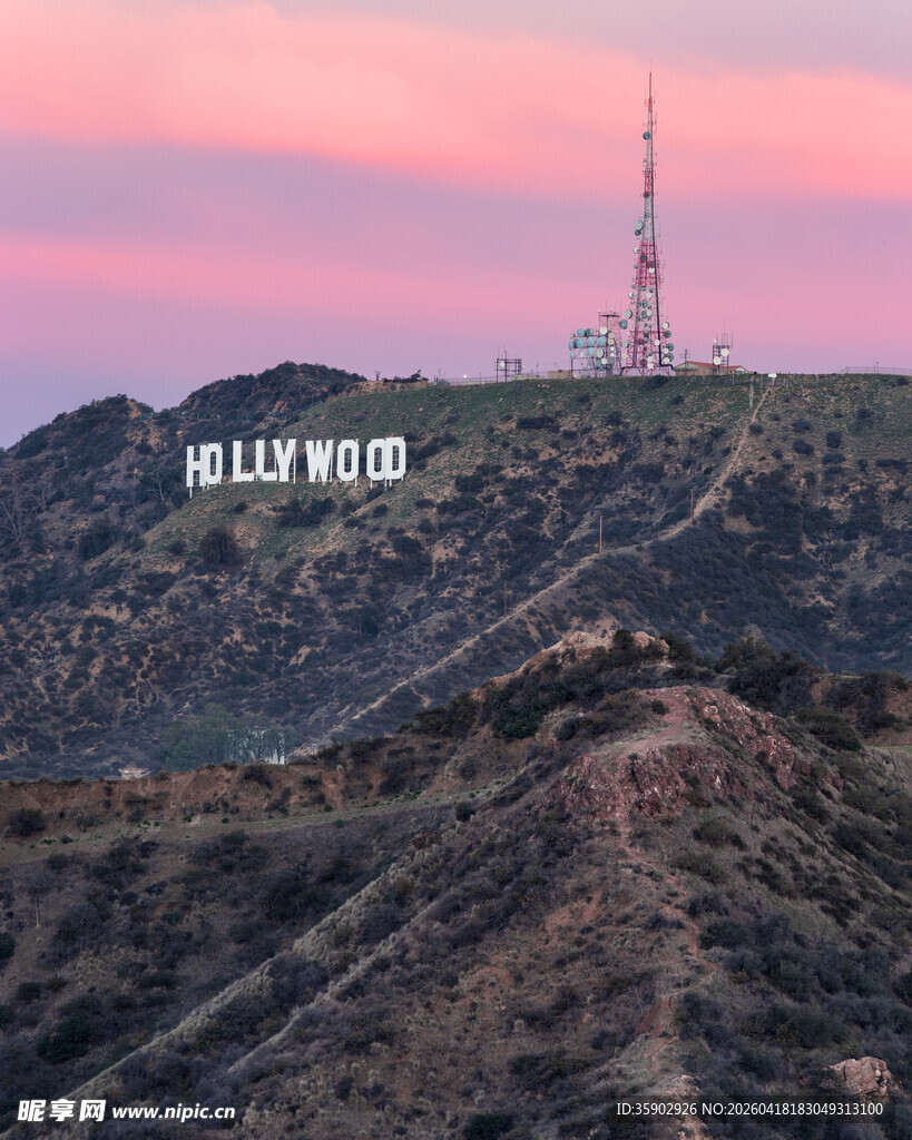 黄昏下的洛杉矶标志性景观